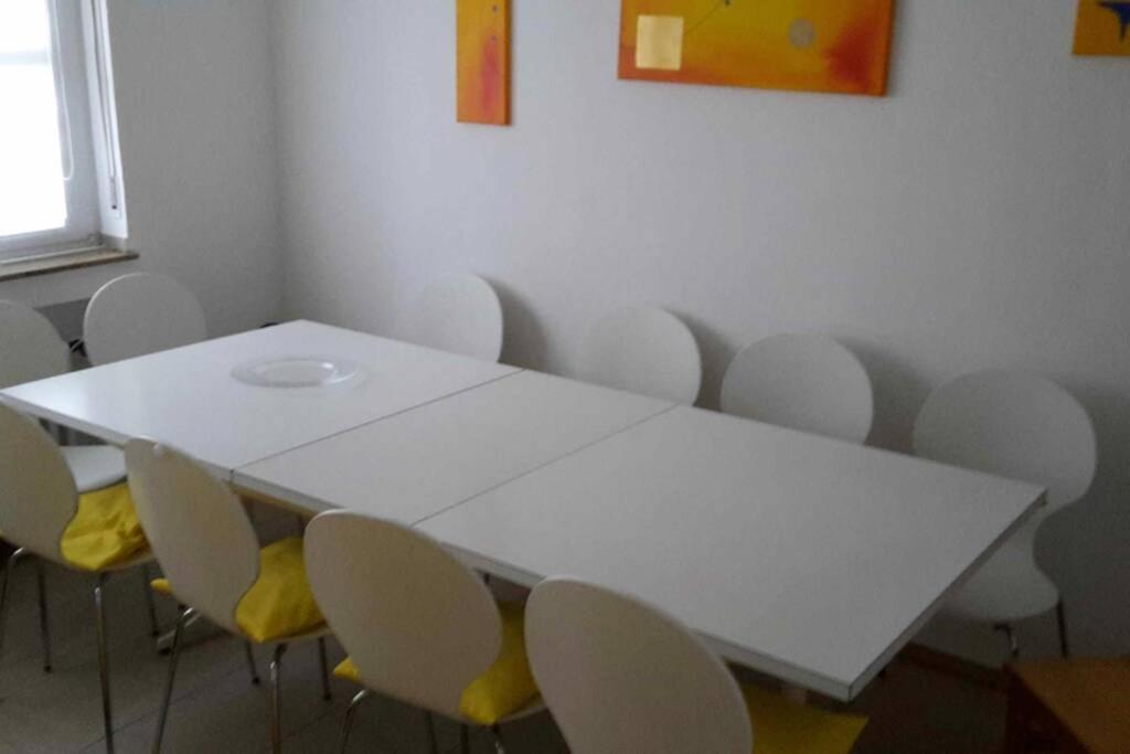 Grosse Wohnung 20 Km Von Koeln Bis Zu 17 Personen Росрат Экстерьер фото
